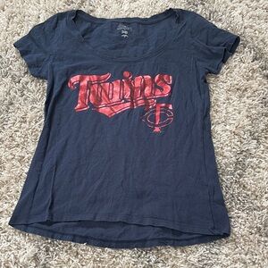 Genuine‎ Merchandise MN TWINS Blue and Red Graphic Tee